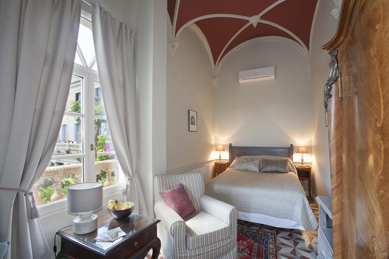 Cinq & Sept Hotel Roujan Zewnętrze zdjęcie